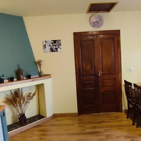 Tana Libera Tutti 3 Nature, Yourself, Guest house