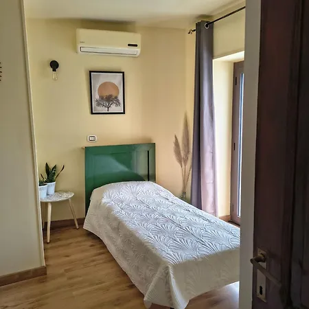 Tana Libera Tutti 3 Nature, Yourself, 3* Viggianello
